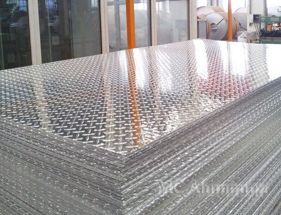 Diamond pattern aluminum sheet