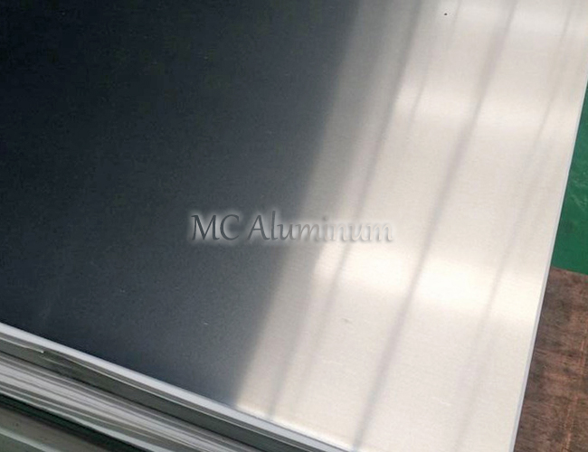 Aluminum oxide plate has good coloring effect