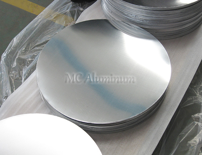 Aluminum circles for pans
